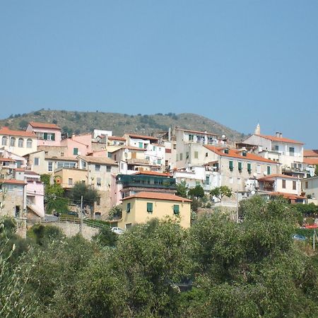 "Sapore Di Liguria" In Antico Borgo Terzorio Exterior photo