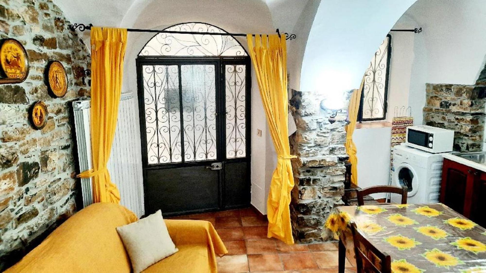 "Sapore Di Liguria" In Antico Borgo Terzorio Exterior photo