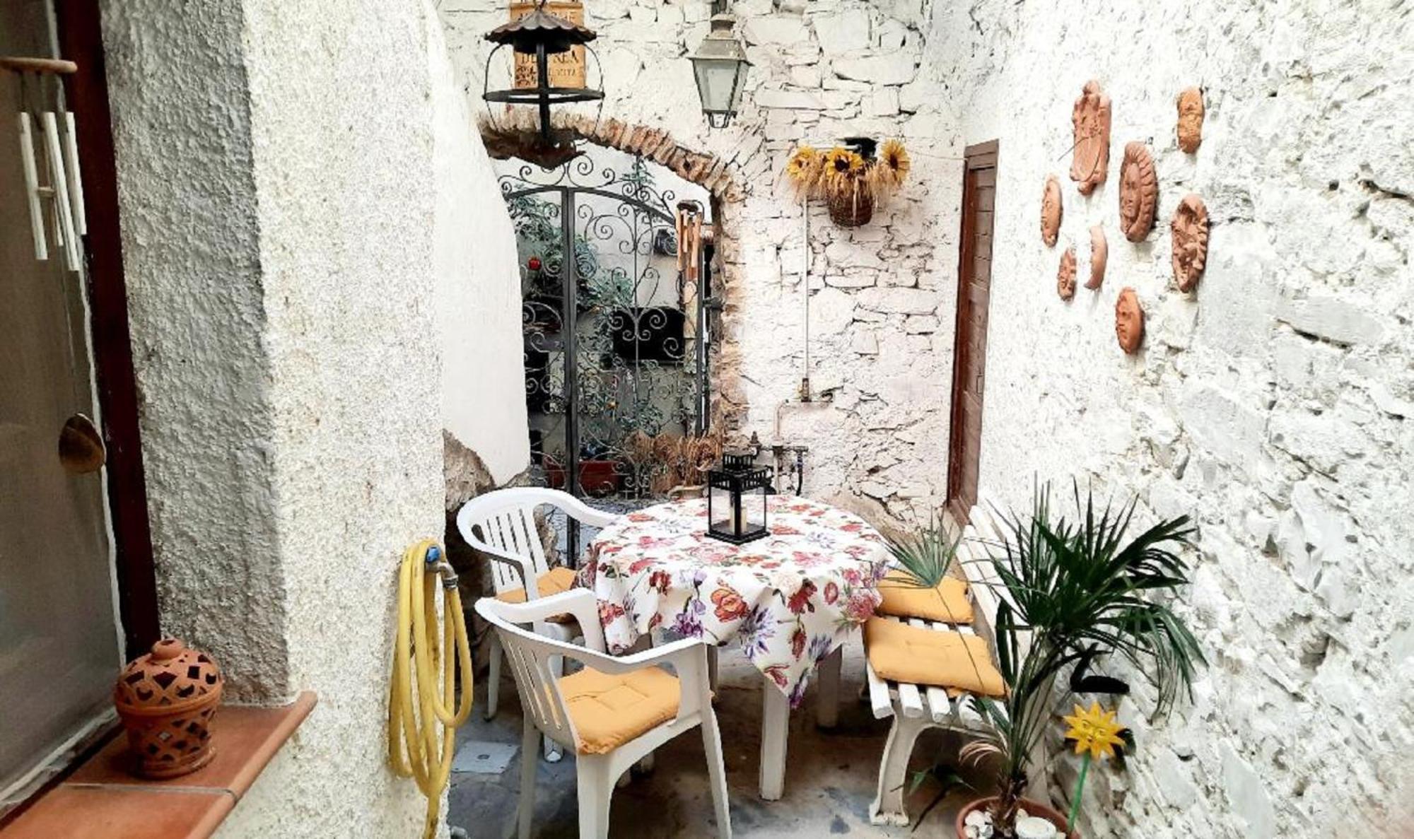 "Sapore Di Liguria" In Antico Borgo Terzorio Exterior photo