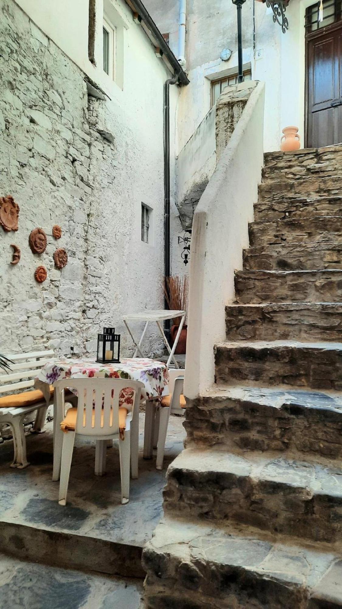 "Sapore Di Liguria" In Antico Borgo Terzorio Exterior photo
